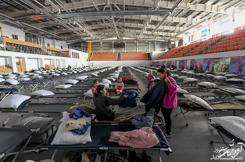 تبدیل یک ورزشگاه فوتسال به اردوگاه اسکان پناهجویان اوکراینی در مولداوی/ زوما